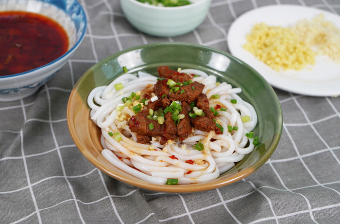 港口镇肉臊子粉培训